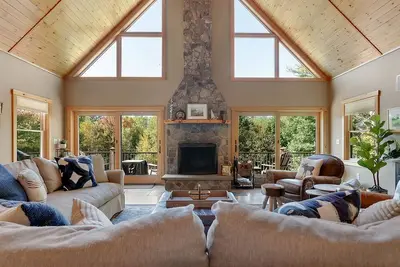 Image de Birchwoods Lodge | 4 Bed, 3. 5 Bath