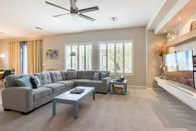 Image de Modern Anthem Allure - Perfect Home Away From Home