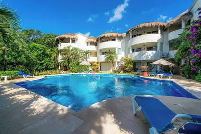 Image de Spacious 2 Br Condo in Playacar Ii - Sueño