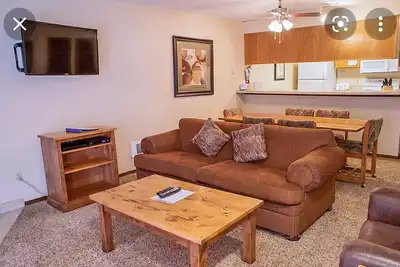 Three bedroom Condo 2 blocks from downtown Ketchum