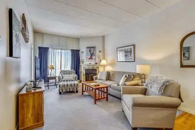 Image de Pico C103 located at the base of Pico Mountain.