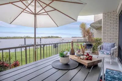 Image de Peaceful River Front Escape Short walk to Ocean St
