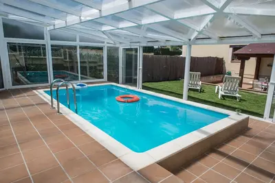 Image de Apartamento con Piscina Privada, 5 min de Segovia!