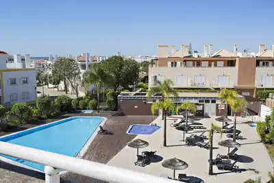 Image de Jardines Cabanas, 6px, terraza y barbacoa