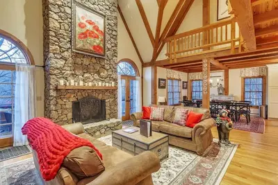 Image de Luxe Private Getaway in the Heart of Wintergreen!