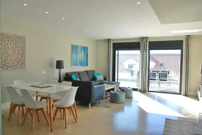Image de Modern apartment with view to Gibraltar + jacuzzi