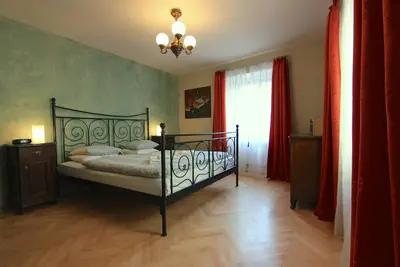 Image de Cosy rustic 1 Bedroom Apartment in Mala Strana