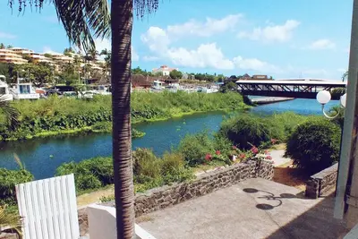 Image de Appartement T2 au Port-St Gilles les bains