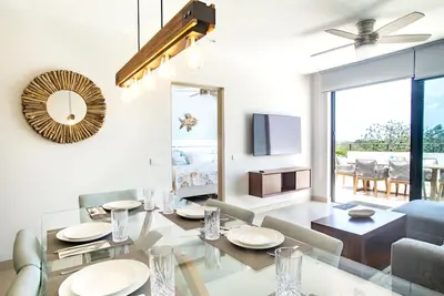 Image de Penthouse, 4 bed/3 bath condo with private plunge pool and huge shared pool.