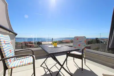Studio apartment Karas