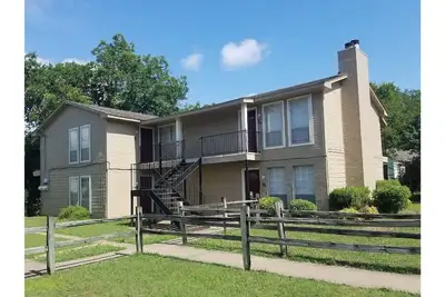 Image de Lovely 2 bedroom in Midlothian, 3 minutes from downtown.