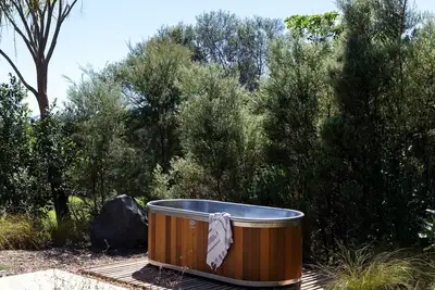 Image de Beautiful private home set in native bush