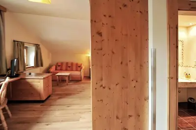 Adlerhorst room with balcony - Fischerwirt am See