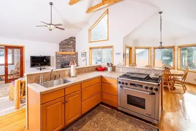 Image de The Smitty Place- family friendly and plenty of parking!