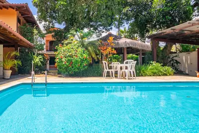 Nice house with pool and barbecue!