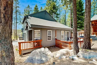 Inviting home with hot tub, indoor pool & sauna access & deck
