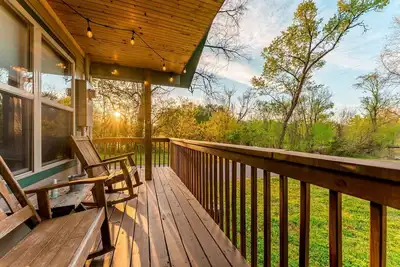 Image de Lake View! w/ Hot Tub. Pool, Park, & Playground. Disc Golf. Trails. Fireplace!