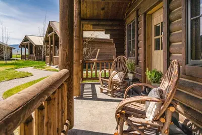 Image de Beautiful Log Cabin in Paradise Valley, Montana