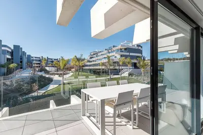 Image de Appartement de luxe de 3 chambres avec vue sur les montagnes, piscine, Wi-Fi et terrasse