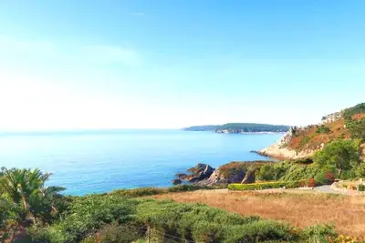 Image de Villa Leostic - Crozon - Vue mer panoramique et accès direct à la plage