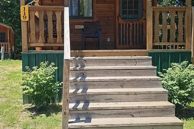 Image de 119) Uguisu Log Cabin. Close to Hocking Hills State Park and more!