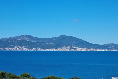 Image de Superbe appartement T3 face mer baie Ajaccio