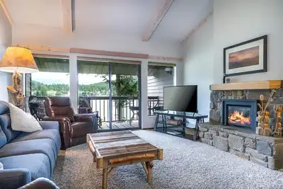 Image de Waterfront condo w/fireplace, balcony & incredible views - Marina Cay Landing