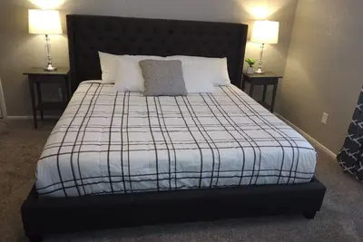 Image de Spacious Home With Mountain Views