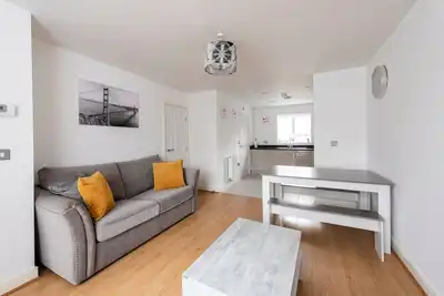 Lovely 2-Bed House in Manchester