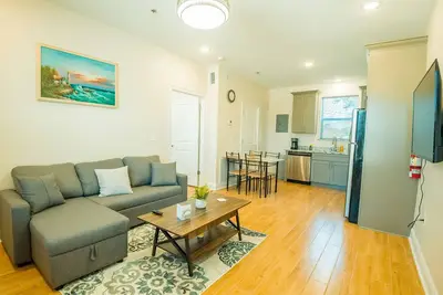 Image de 🔥 Walk 2 Beach ❤️ | Sleeps 4 W/ W+D +Near Casinos