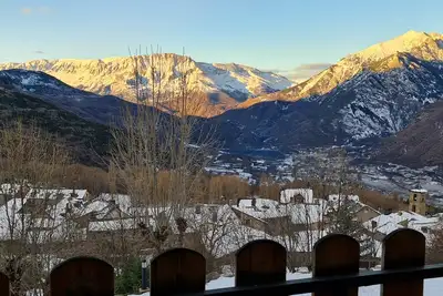 Image de Tuhogarencerler apartment with views and sun