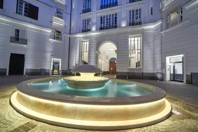 luxury home in the heart of Napoli historical district