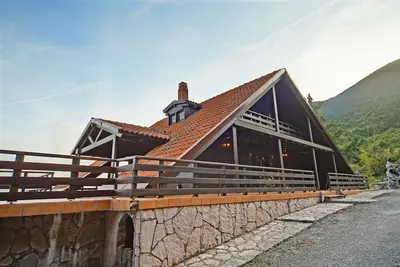 Image de Chalet Aselinos