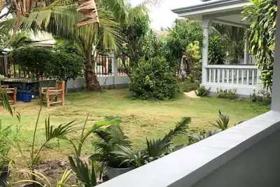 This property is a 2 minutes walk / 100 meters away from the beach. .
