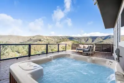 Image de @ Marbella Lane - Hidden Gem in Pacifica!