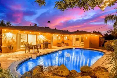 Wilshire|2 Masters|Private Pool|5 Mins 2 Old Town