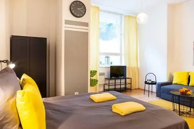 Image de Cosy Two Bedroom apartment next to Hermannstraße