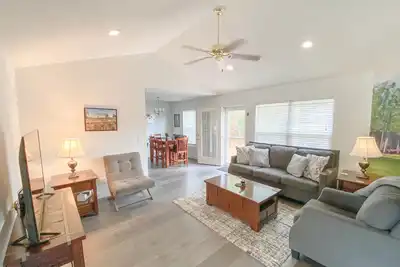 Image de Pinehurst Fore-Bedroom Ranch with Golf Garage & Fenced Large Yard
