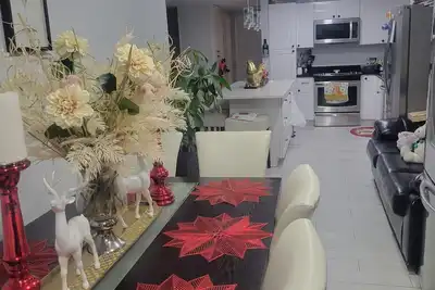 Image de house nice quiet neighborhood