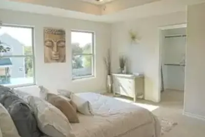 Image de A couple of miles away from our beautiful Georgetown square