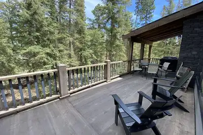 Image de Chateau Escape- Hot tub, Fireplace, Ac, Garage