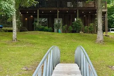 Image de Cabin B at Smith Lake Alabama Cabins