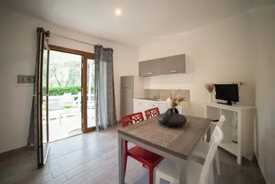 Image de Maison de vacances \"saracena\" avec piscine et plage privée
