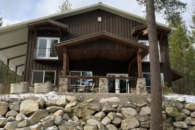 Image de Entire guesthouse, quiet wooded area of Cocolalla