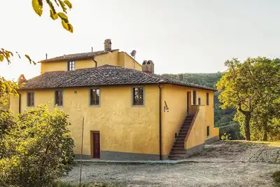 Image de Agritursimo I Lucciani in Chianti