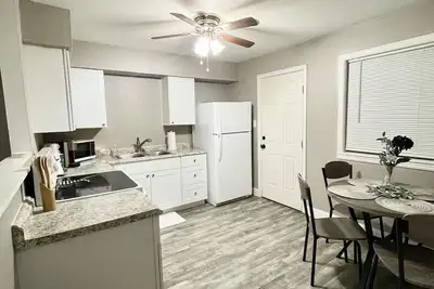 Image de Cozy home near Ft. Sill main gate!