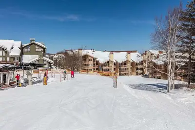 Image de Ski In/Ski Out Lofted 3br/3Bath Stratton Mountain Village Condo