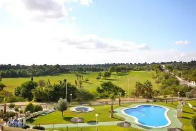 Image de Appartement luxueux avec vue magnifique, piscine partagée et Wi-Fi
