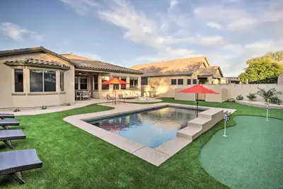 Image de Pool & Game Room: Home in Goodyear Near Golfing
