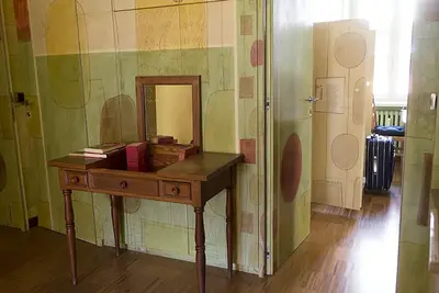 The house of angels: in the city center apartment decorated by local artists